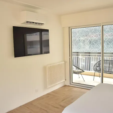 Les Fleurs 3 Ch 3 S De Bain Apartament
