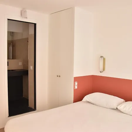 Apartament Les Fleurs 3 Ch 3 S De Bain