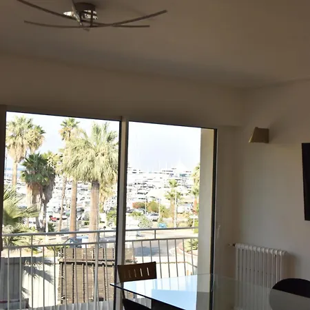 Apartament Les Fleurs 3 Ch 3 S De Bain